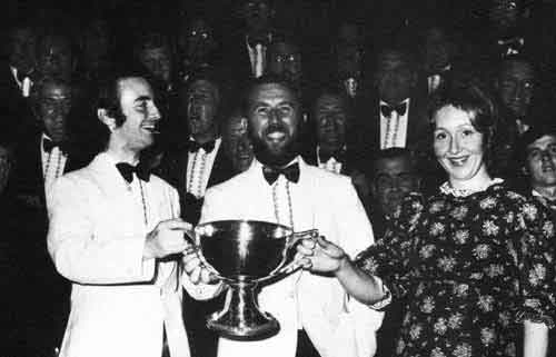 Goronwy Wynne with the trophy at the 1973 Eisteddfod